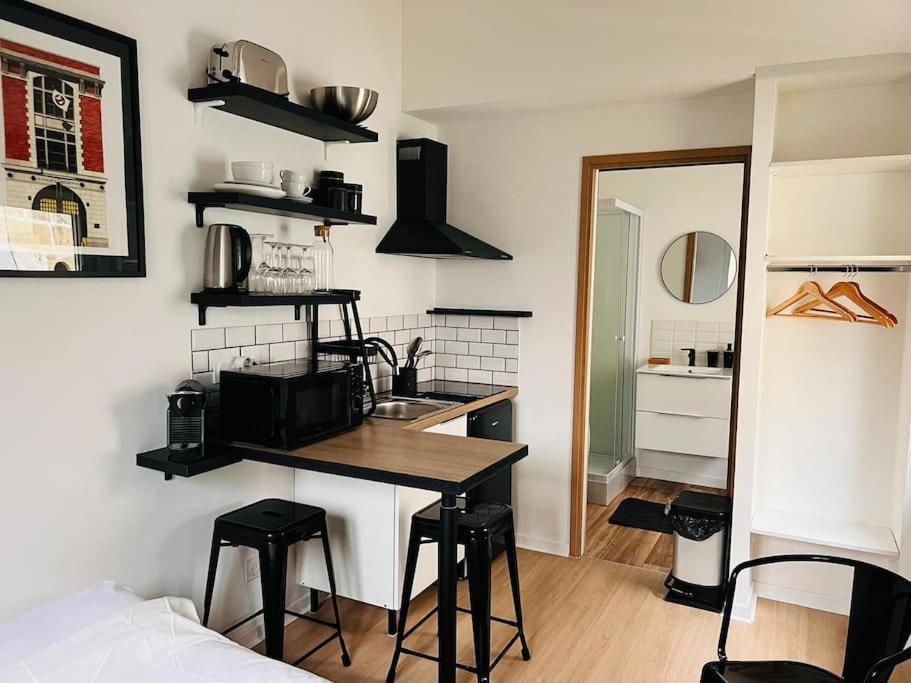 شقة La Petite Grange - 5 Mn Gare Sncf - Wifi & Netflix نيورْ المظهر الخارجي الصورة